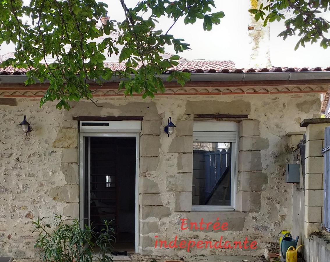 Gasthof Bellevue 3 Rue Du Bourg A Montastruc 47380 Entree Independante *