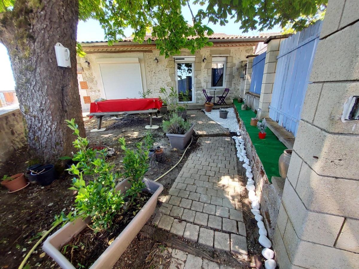 Bellevue 3 Rue Du Bourg A Montastruc 47380 Entree Independante * Montastruc (Hautes-Pyrenees)