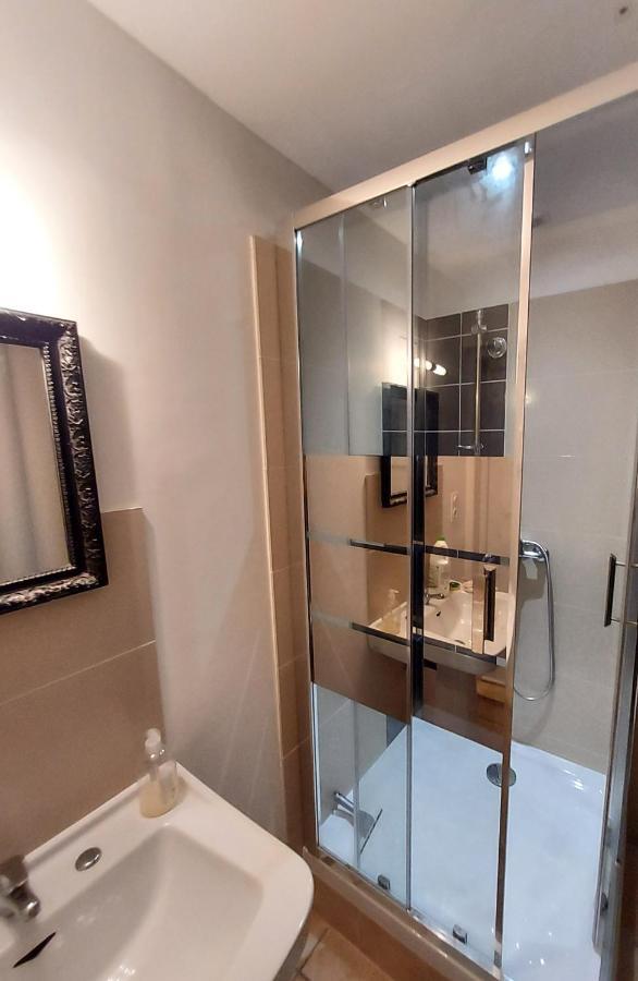 Guest house Bellevue 3 Rue Du Bourg A Montastruc 47380 Entree Independante